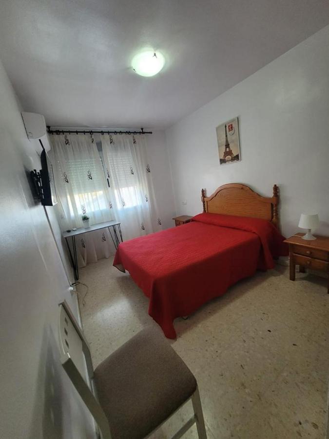 טורה דל מאר Hostal Mediterraneo מראה חיצוני תמונה
