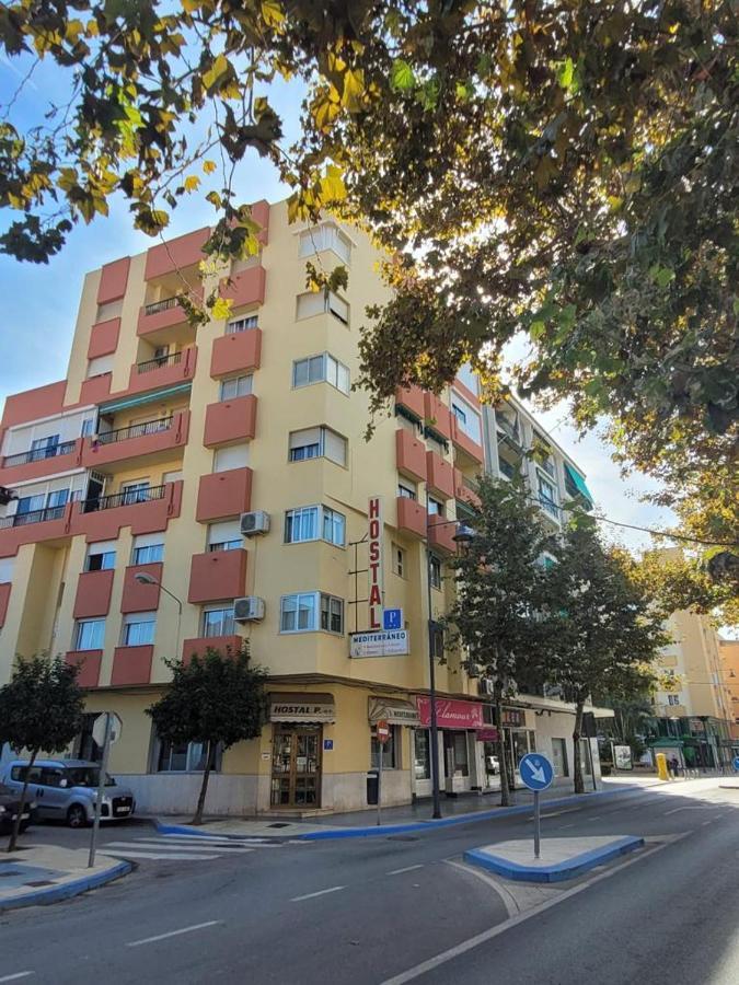 טורה דל מאר Hostal Mediterraneo מראה חיצוני תמונה