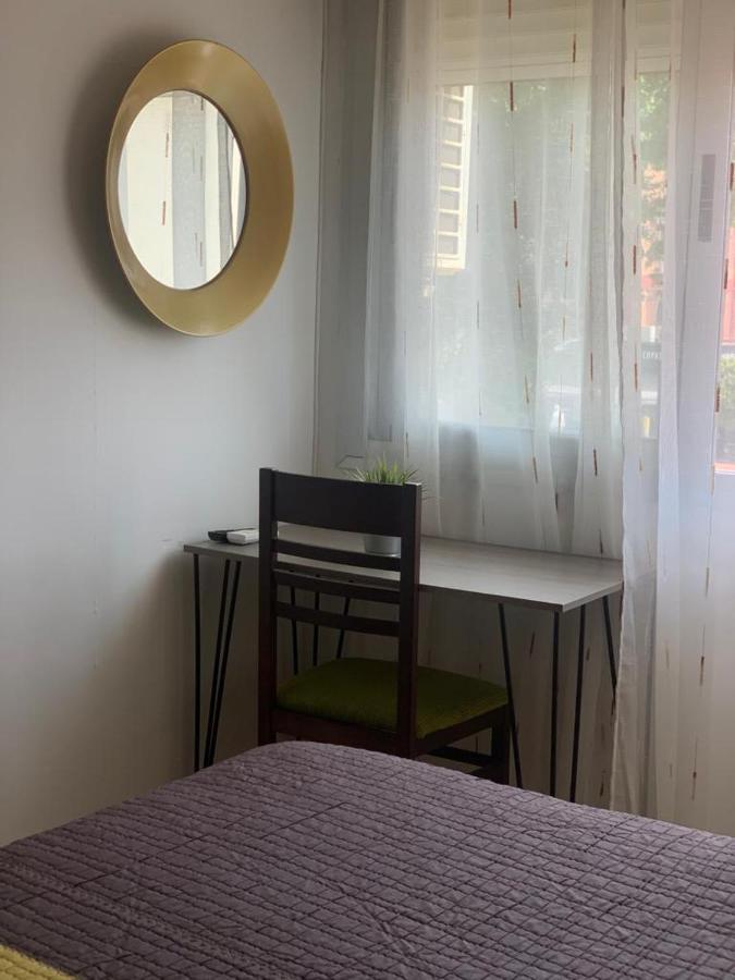 טורה דל מאר Hostal Mediterraneo מראה חיצוני תמונה