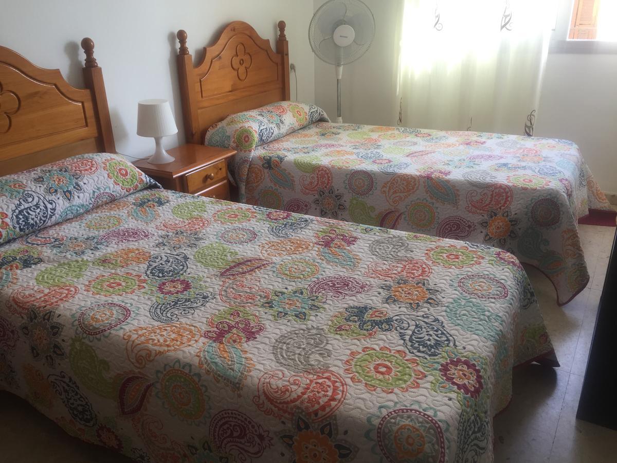 טורה דל מאר Hostal Mediterraneo מראה חיצוני תמונה