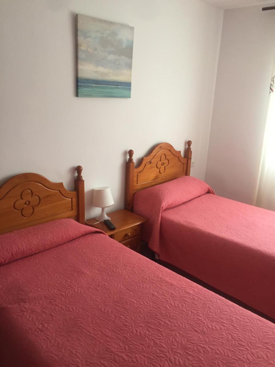 טורה דל מאר Hostal Mediterraneo מראה חיצוני תמונה