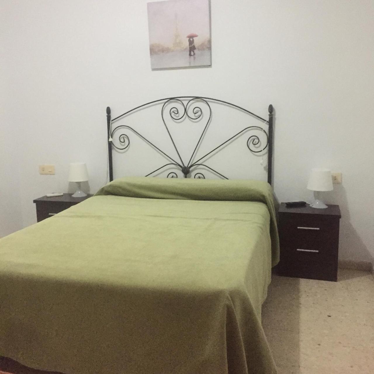 טורה דל מאר Hostal Mediterraneo מראה חיצוני תמונה