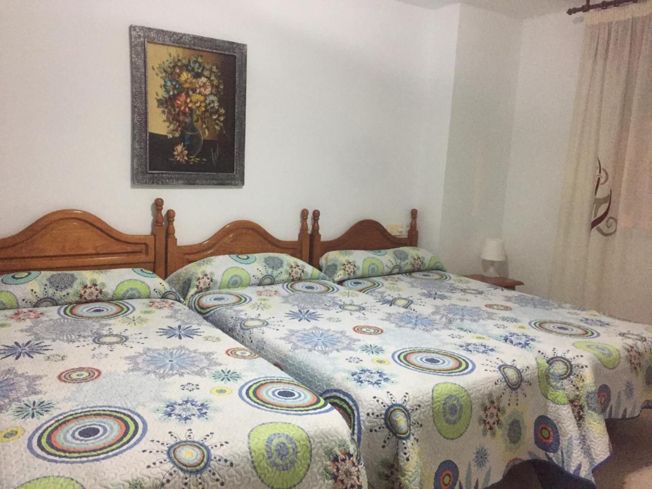 טורה דל מאר Hostal Mediterraneo מראה חיצוני תמונה