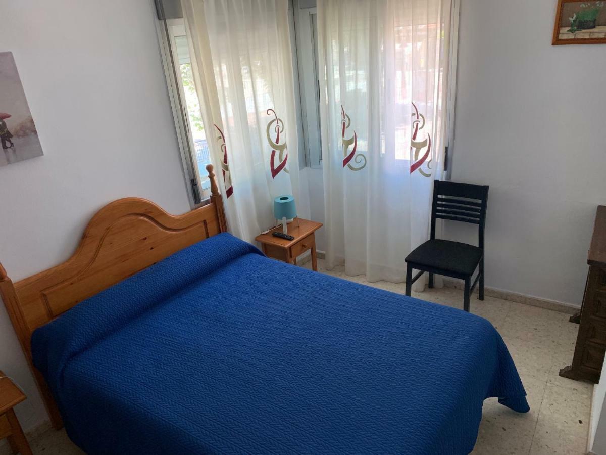 טורה דל מאר Hostal Mediterraneo מראה חיצוני תמונה